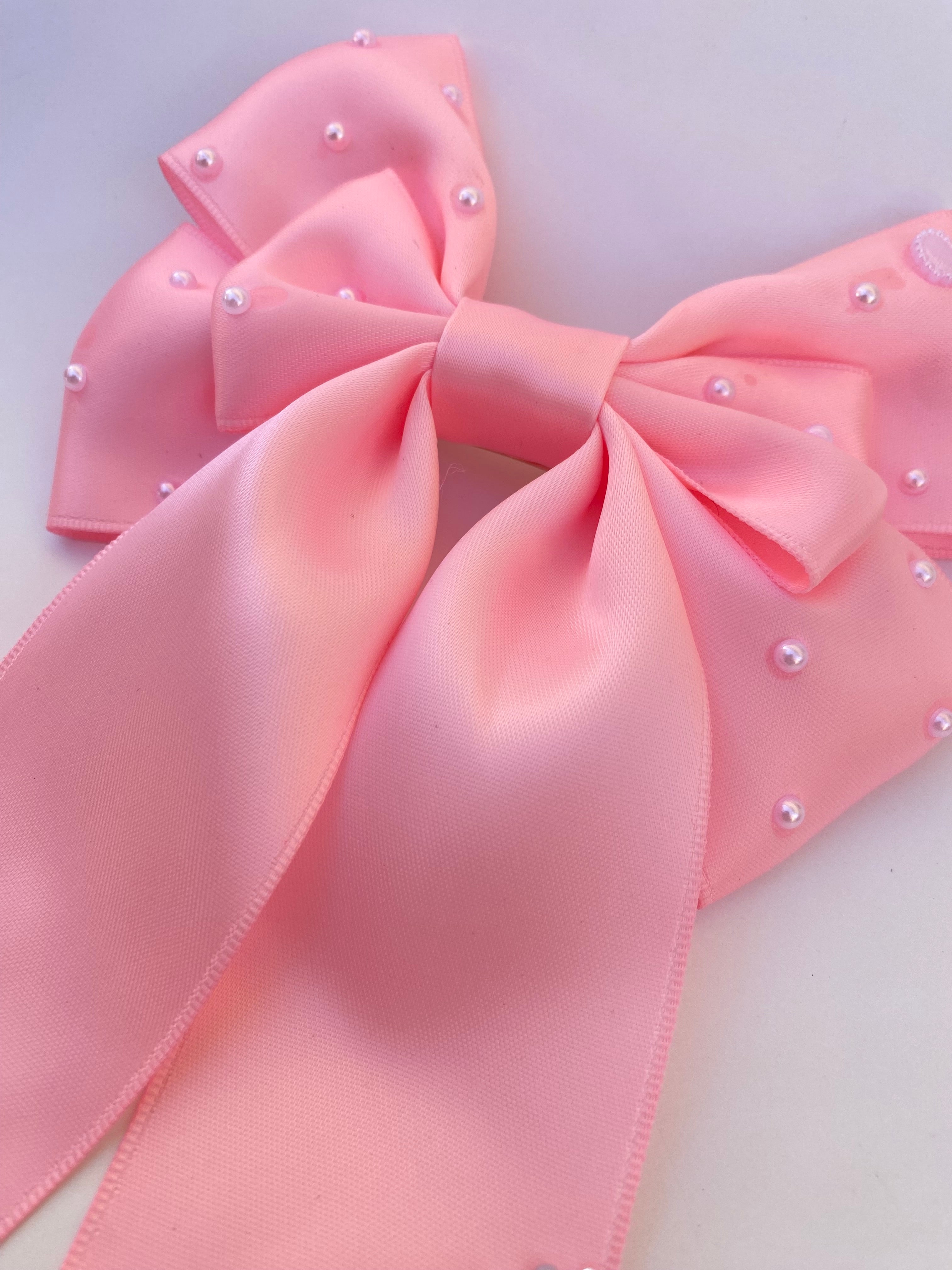 Pearl Kiss Hair Bow Clip