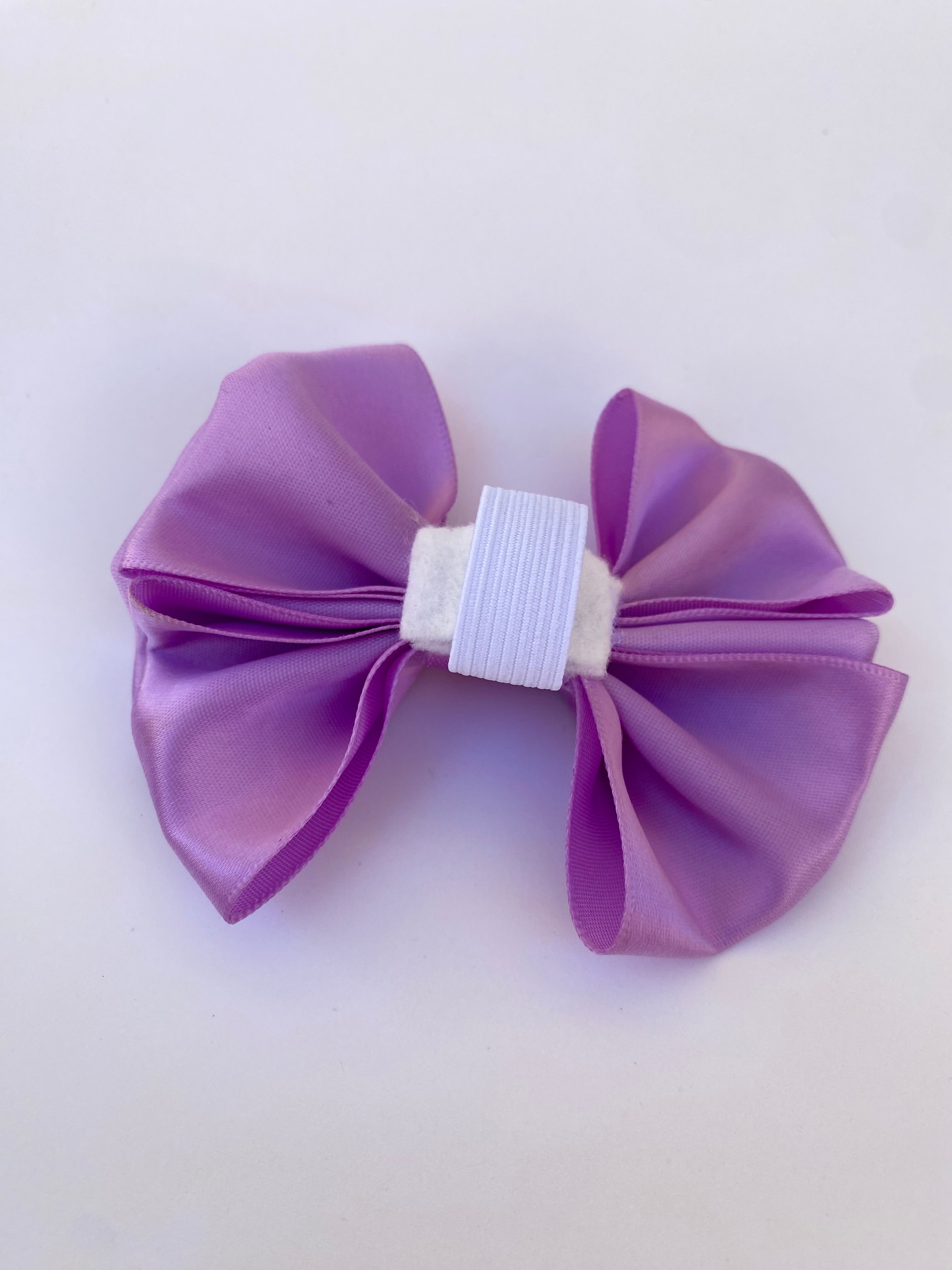 Lilac Glow Bow Collar Attachment