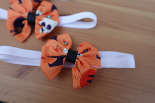 Boo-tiful Bowties – 5 Adjustable Halloween Accessories for Dogs