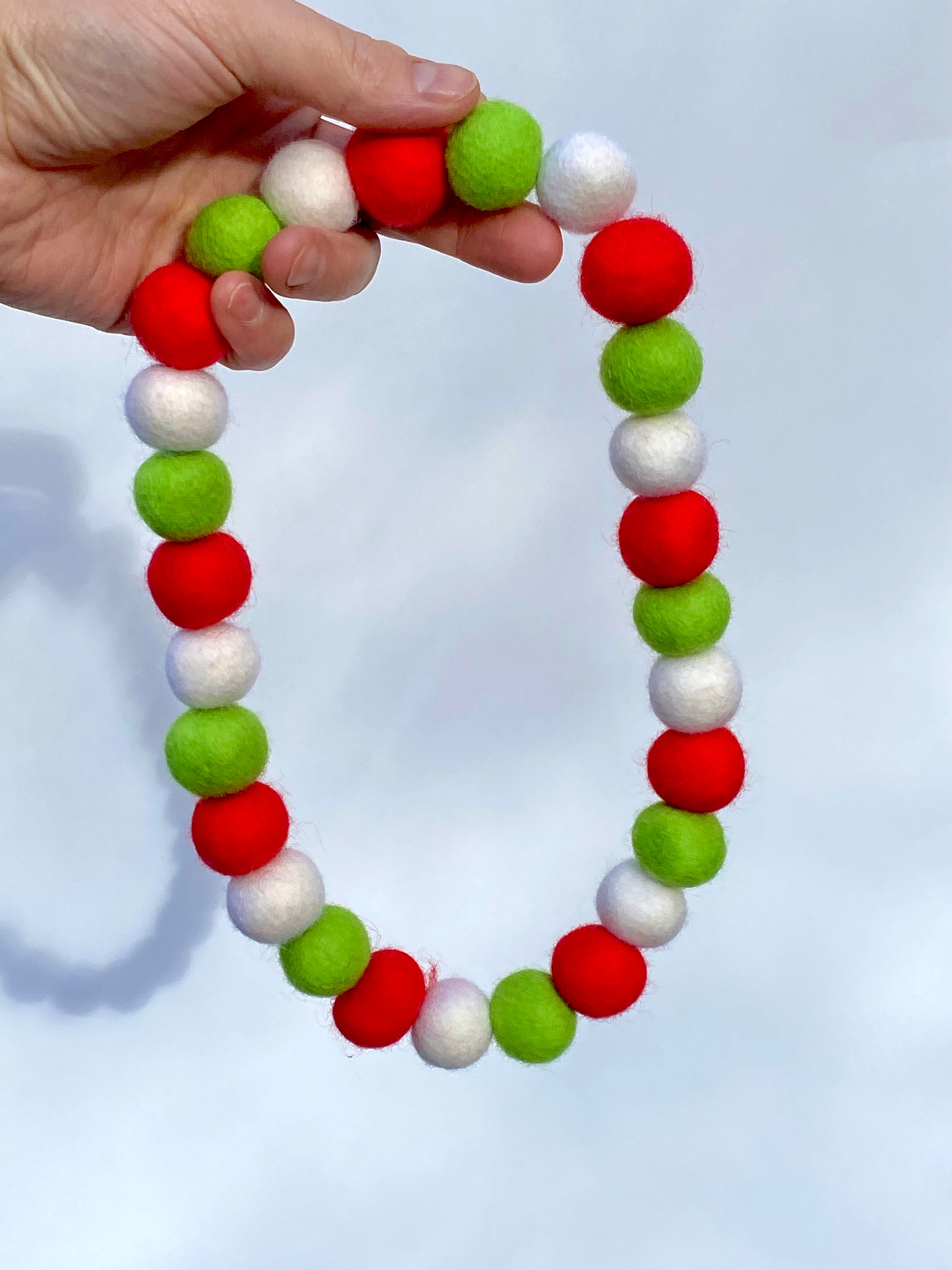 Christmas PomPom Collar