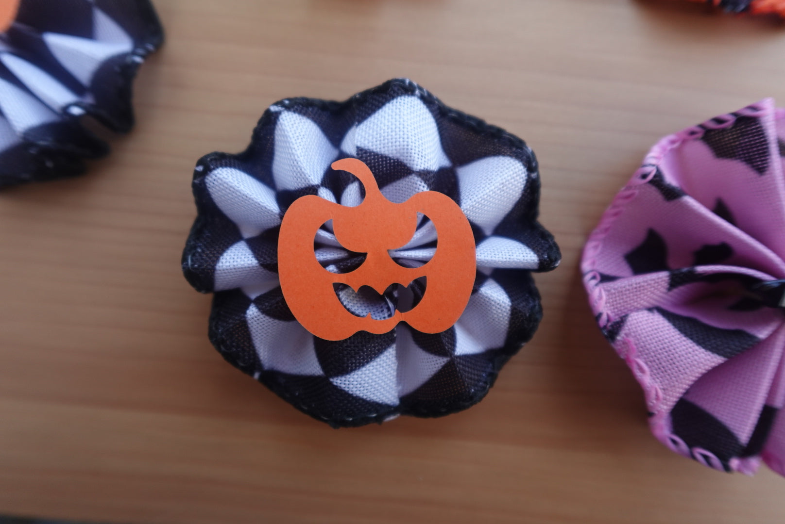 🎀 Pumpkins & Paws – 20 Large Halloween Bows