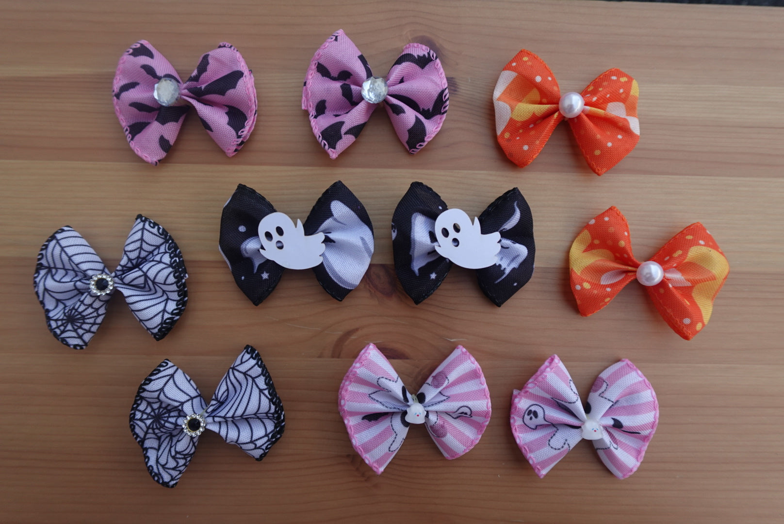 🎀 Pumpkins & Paws – 20 Large Halloween Bows