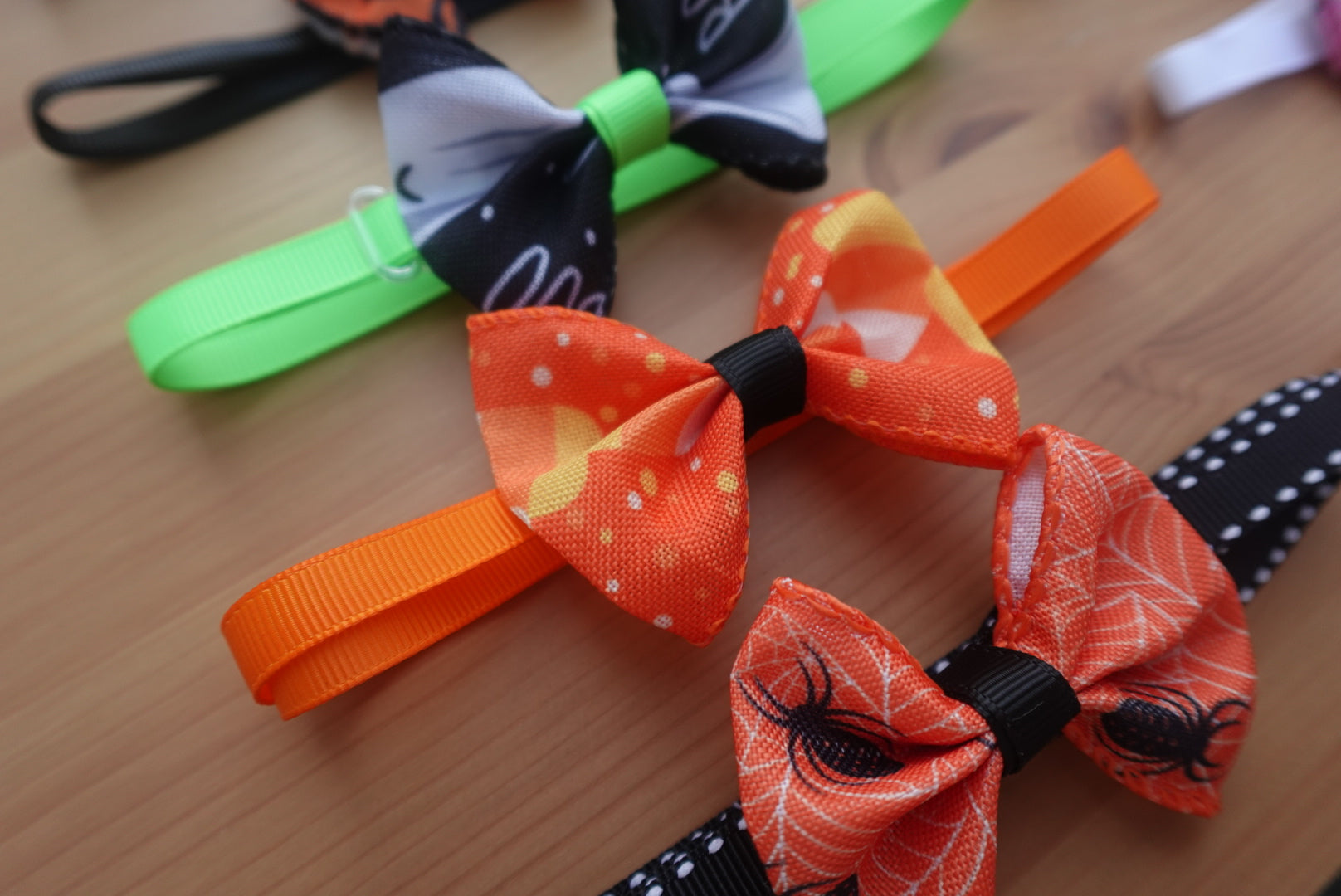 🎀 The Spooky Variety Chest – 60 Bows & Bowties for Dogs