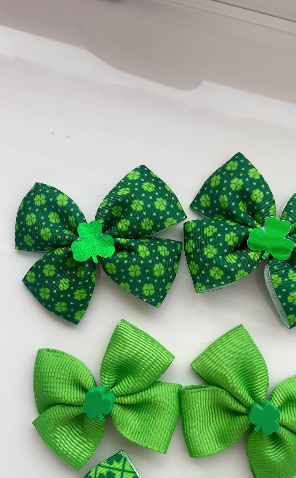 Clover Fun Large Bow Bundle - 12 pack